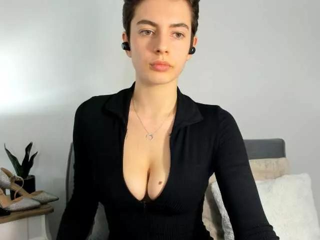 CarliSecret on BongaCams 