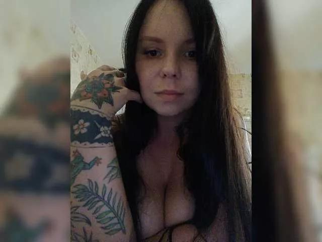 Curvyknopa on BongaCams 