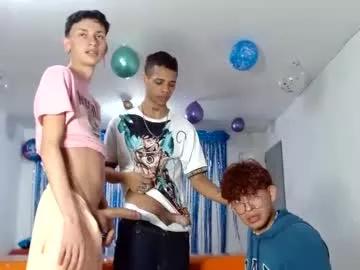 bronachos on Chaturbate 