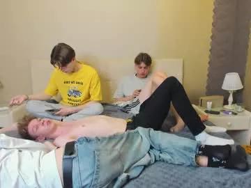 camp_horny_guys_ on Chaturbate 