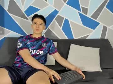 confi17_latin on Chaturbate 