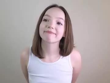 elianareynolds on Chaturbate 