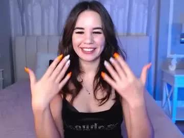 ellaander on Chaturbate 