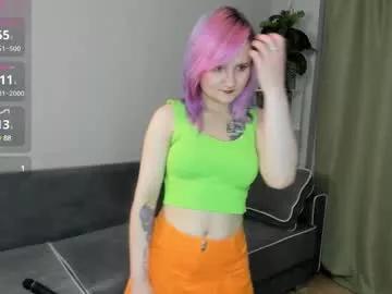 elwynabadder on Chaturbate 