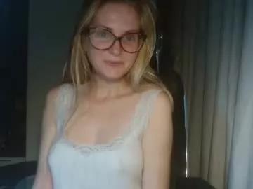 eva2323 on Chaturbate 