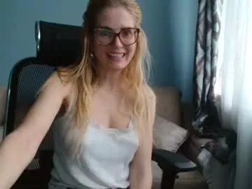 eva2323 on Chaturbate 