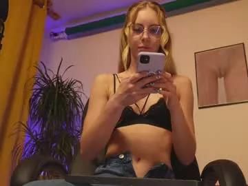 girl_i_am on Chaturbate 