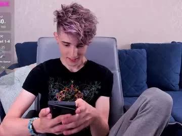 james_mil on Chaturbate 