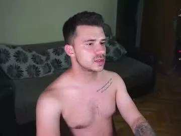 johnnylove21 on Chaturbate 