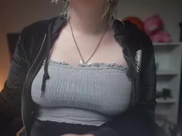 krystalsyxx on Chaturbate 