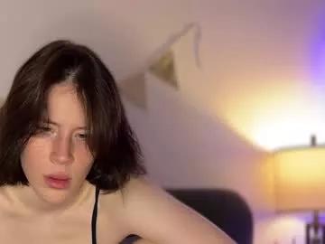 lisalewi on Chaturbate 