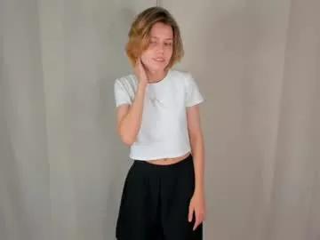 nicoledurham on Chaturbate 