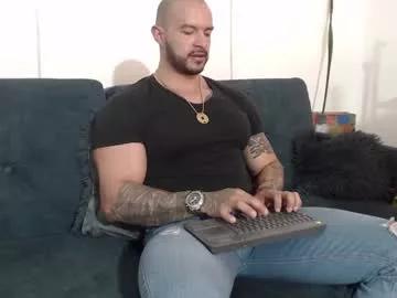 ryanjhonston on Chaturbate 