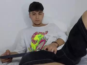 santybig18 on Chaturbate 