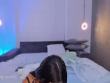 tinymoon_ on Chaturbate 