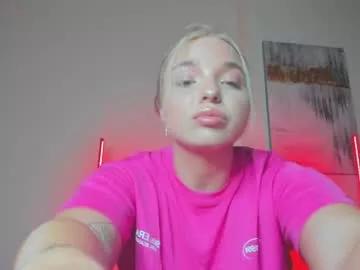 viollasinzz on Chaturbate 