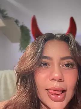 StripChat Aryrosee is Freechat Aryrosee — Draining you from stress!#MASTURBATE