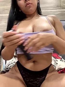 BrendaCrean on StripChat 