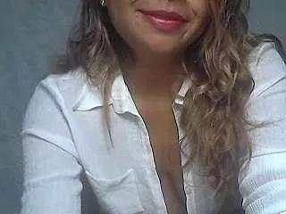 cathy_doll28 on StripChat 