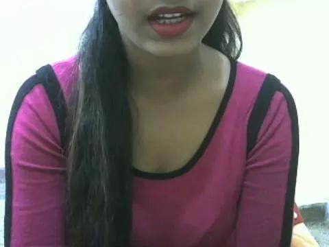 LovingPihu on StripChat 